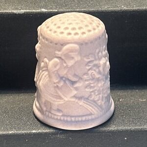 Lladró Porcelain Thimble Figural Relief Scene Spain Vintage Collectible